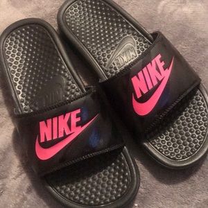 Nike slides